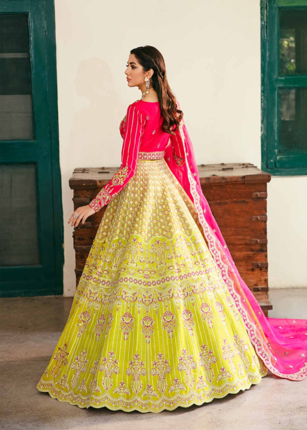 10 Stunning Super Premium Lehenga Bridal Designs - Exclusive Custom Fit | Sana Fashion Studio - Image 3